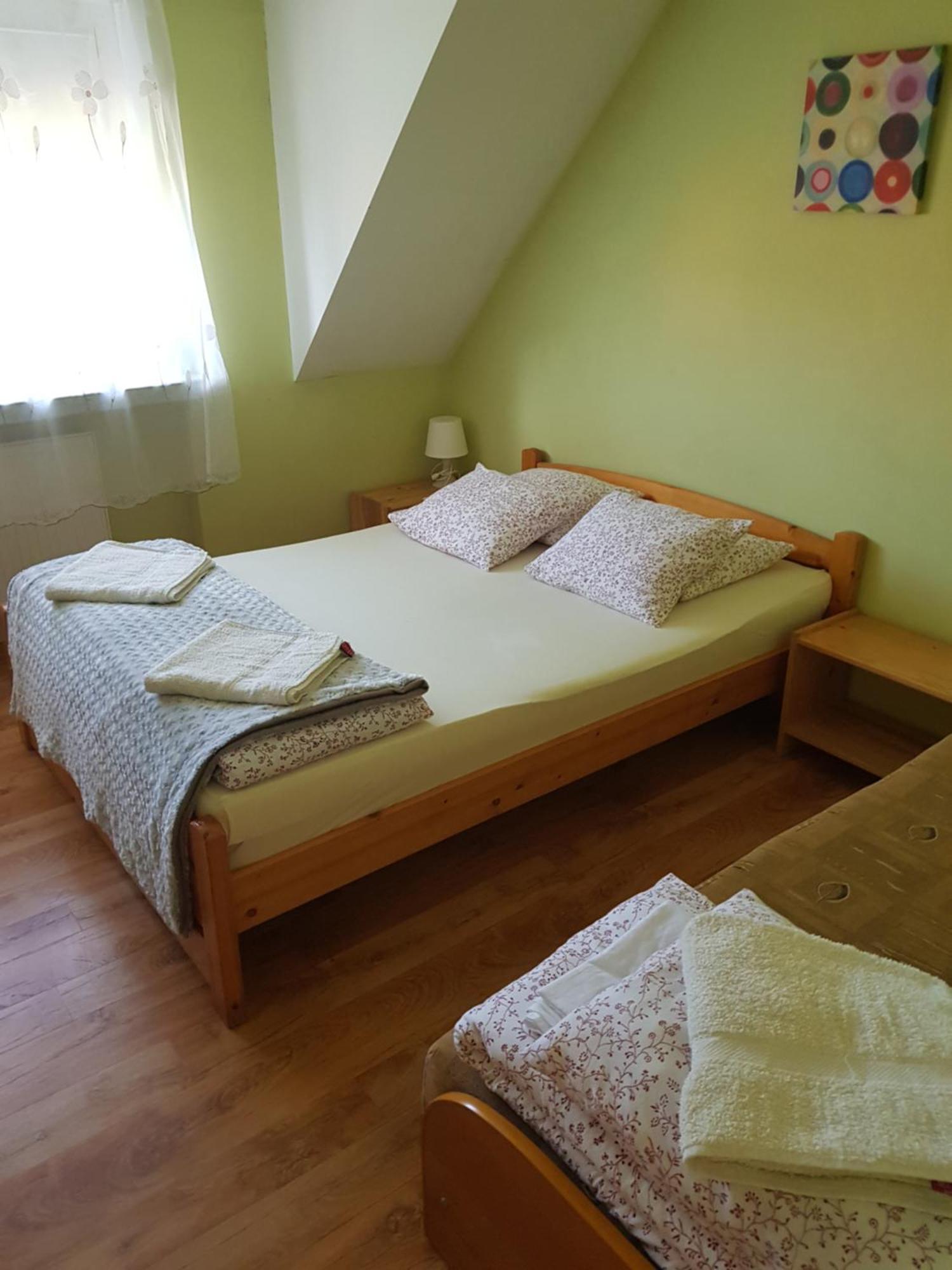Apartamenty, Pokoje, Noclegi Pracownicze " Skarpa" วิลคาซี ภายนอก รูปภาพ